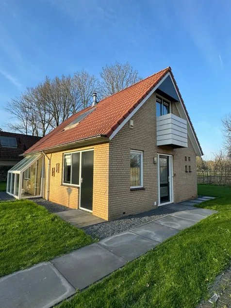 Vacation home 3, restyled on an open plot. - Image 1
