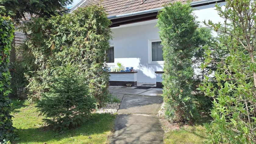 Sissi Residence with free parking lot - Image 1