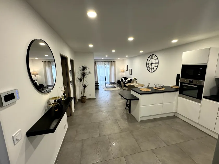 Beautiful 3P house with Jacuzzi - the hillsides - Image 1