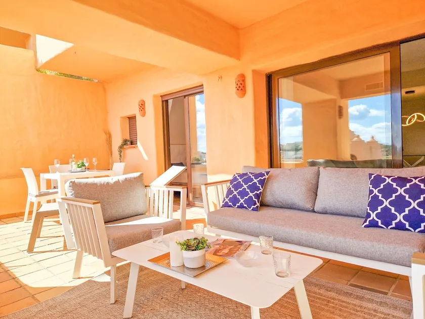 2 bedrooms sea view apartments in La Duquesa - Image 1