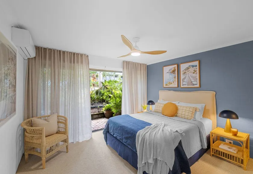 Contemporary Coastal Bliss - Image 1