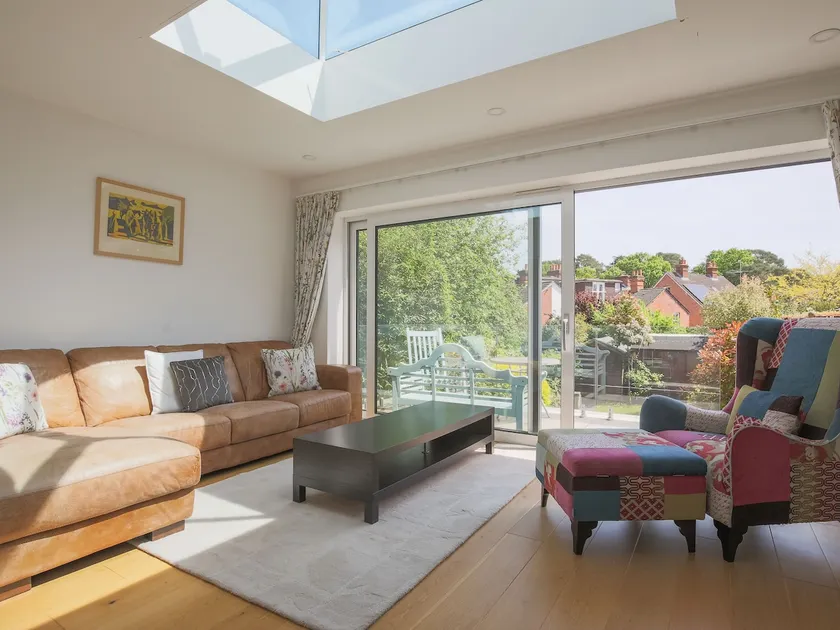 Super Chic Apartment in Beautiful Sunninghill - Pass the Keys - Image 1