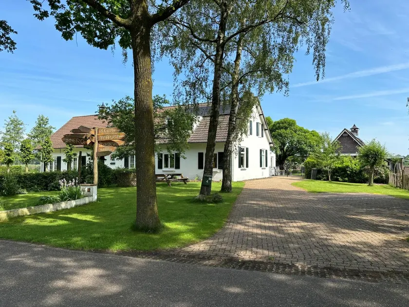 De Hazeldonck - Image 1