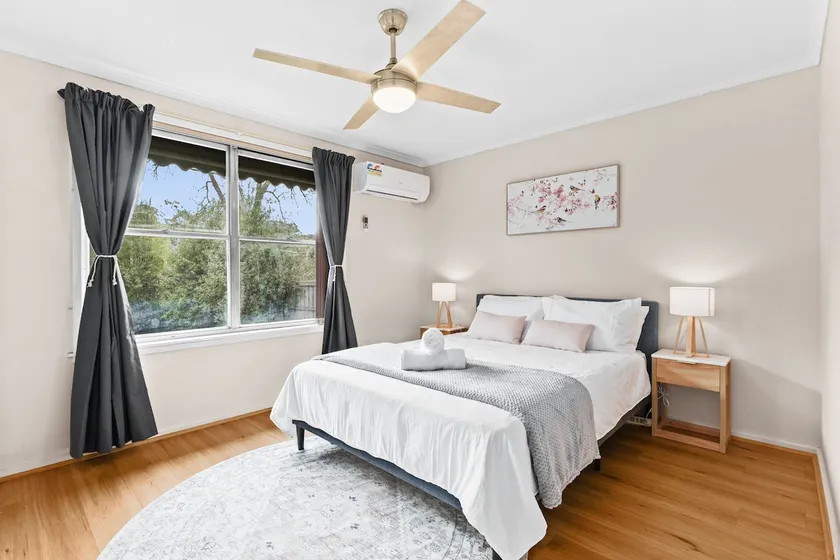 Retro Retreat - Mornington - Image 1