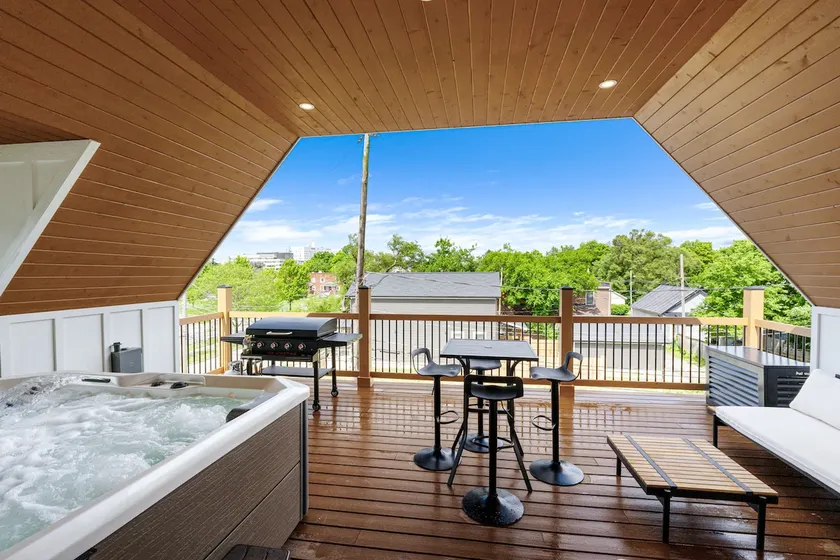 Group Getaway | Hot Tub, Theater & Games - Image 1