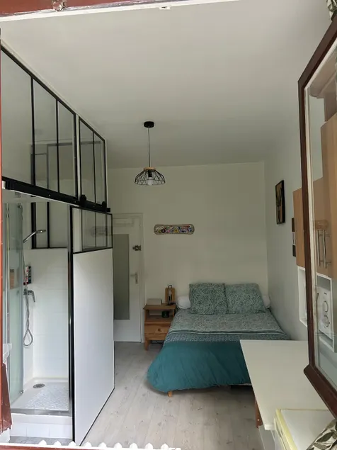 Independent room, very quiet, close to Paris - Image 1