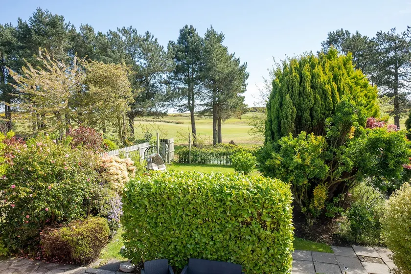 Golf Links Cottage - Views of Royal County Down Golf Course - Image 1