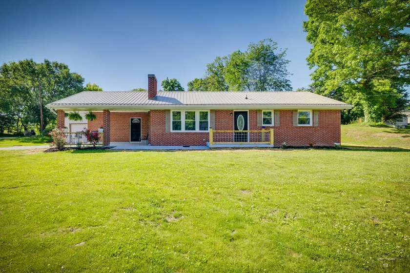 Newly Renovated Getaway Home - Image 1