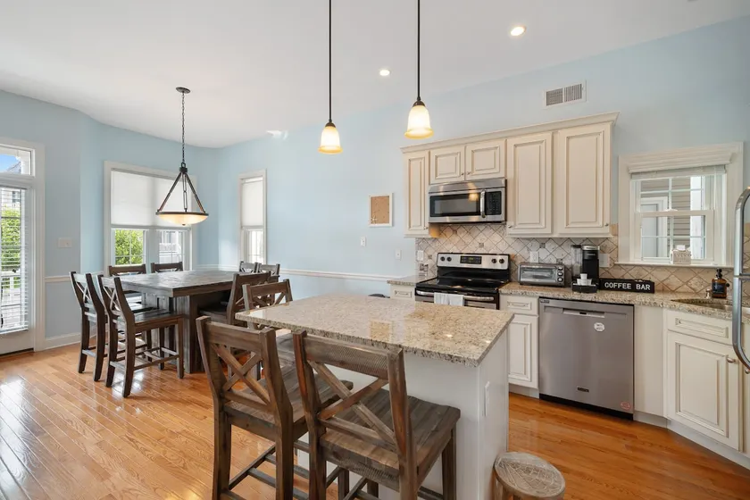 3BR/2BA Modern Beach Home - Central Air + Parking - Image 1