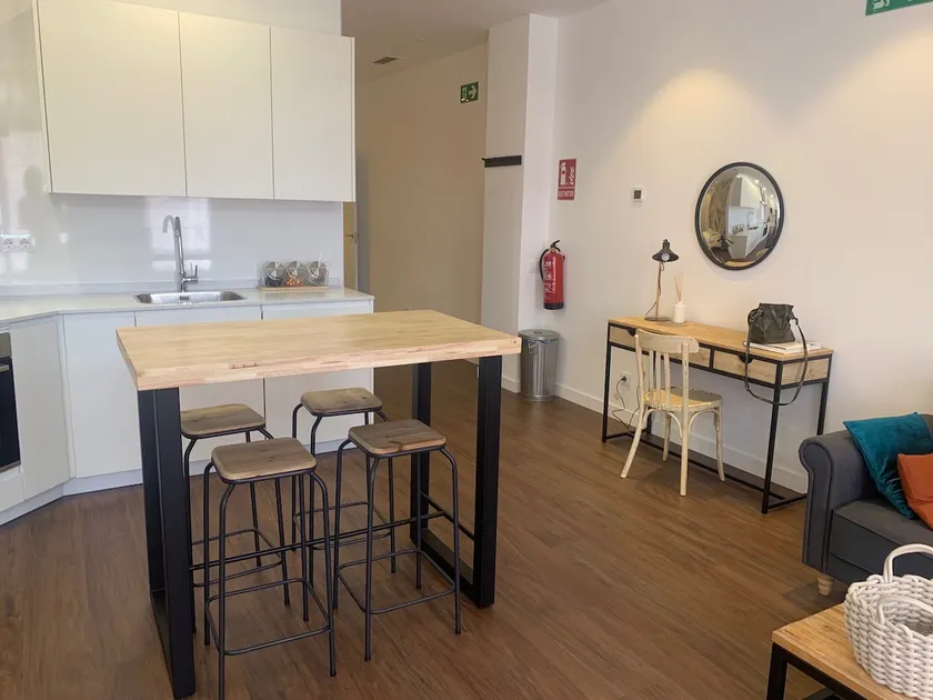 Apartments A-B: airport area, Apartment... - Image 1