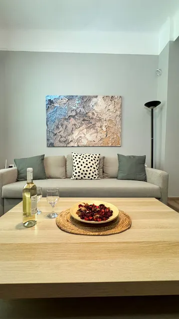 Urban Breeze Aparments - Image 1