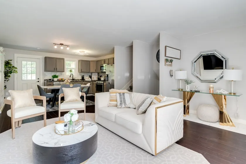 Luxury Midterm Rental Cincinnati - Image 1