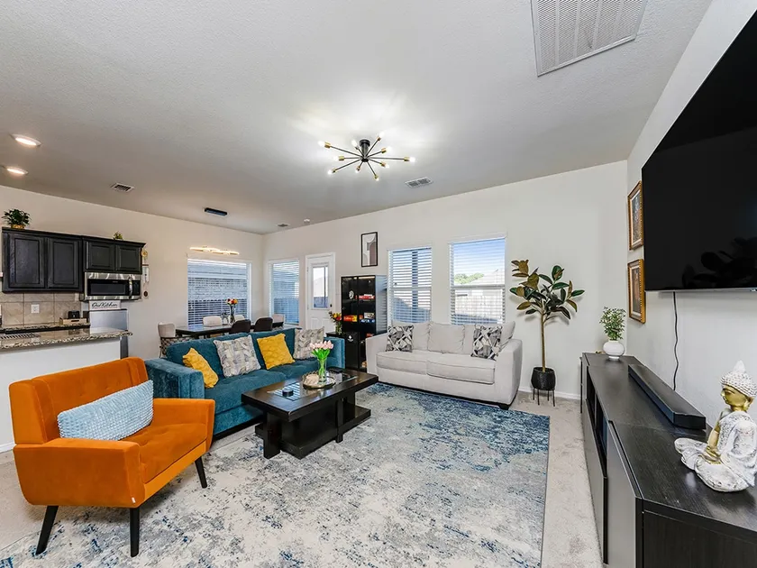 10 Min to AT&TDowntown 3BR2bathQuiet,Safe, Central - Image 1