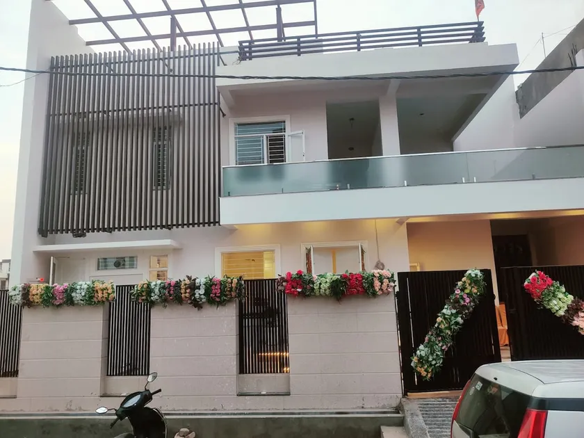 Entire AC Villa, 20 Mins from Ram Temple - Image 1