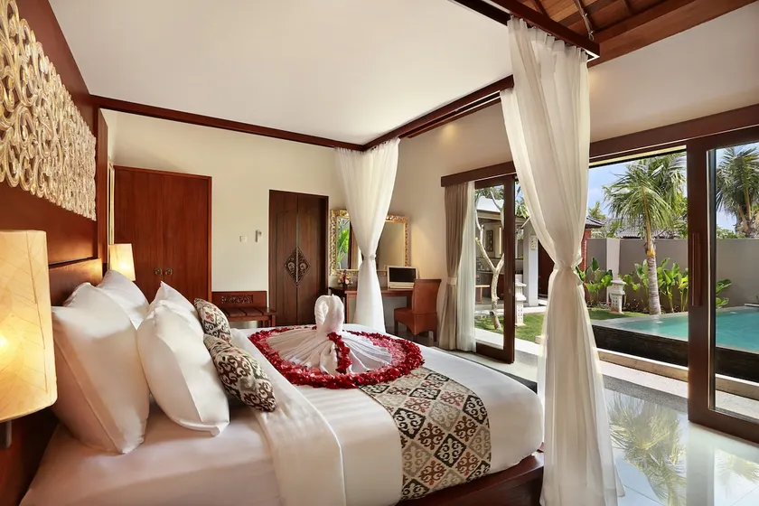 Romantic 1BR Villa W Private Pool&Bathtub-Brkfast - Image 1