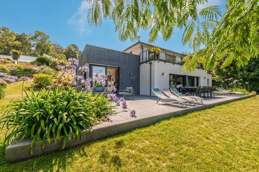 New villa with sea view, close to beach and thalasso - Image 1