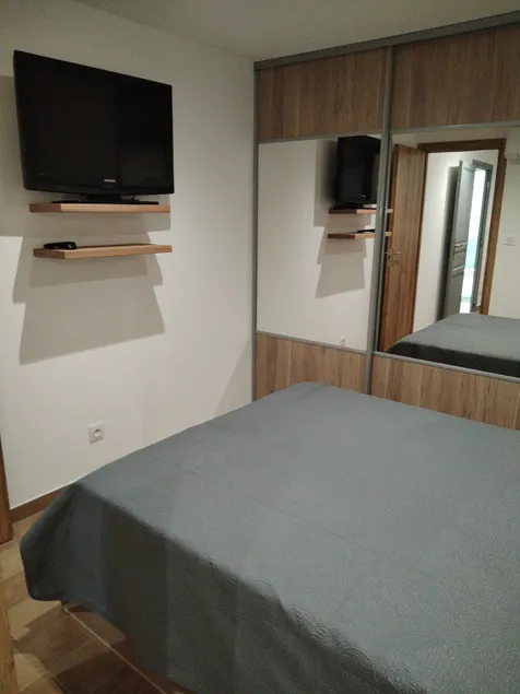 The quiet house - Image 1