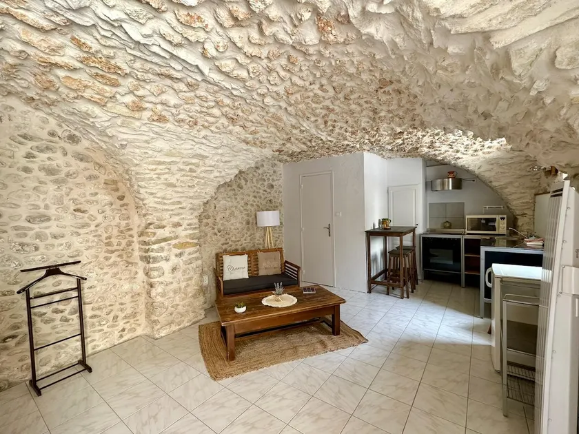 Jasmin Studio - Image 1