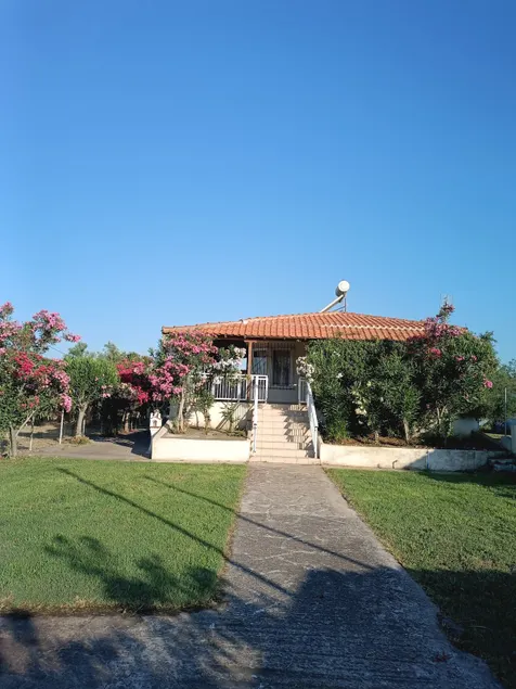 Kazantzis Sea View - Image 1