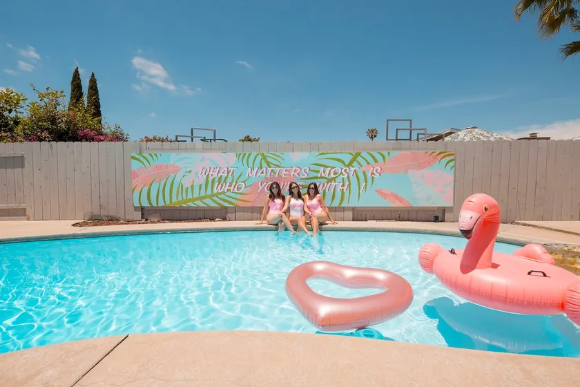 Girls Trip + Pool & Beauty Bar, San Diego - Image 1