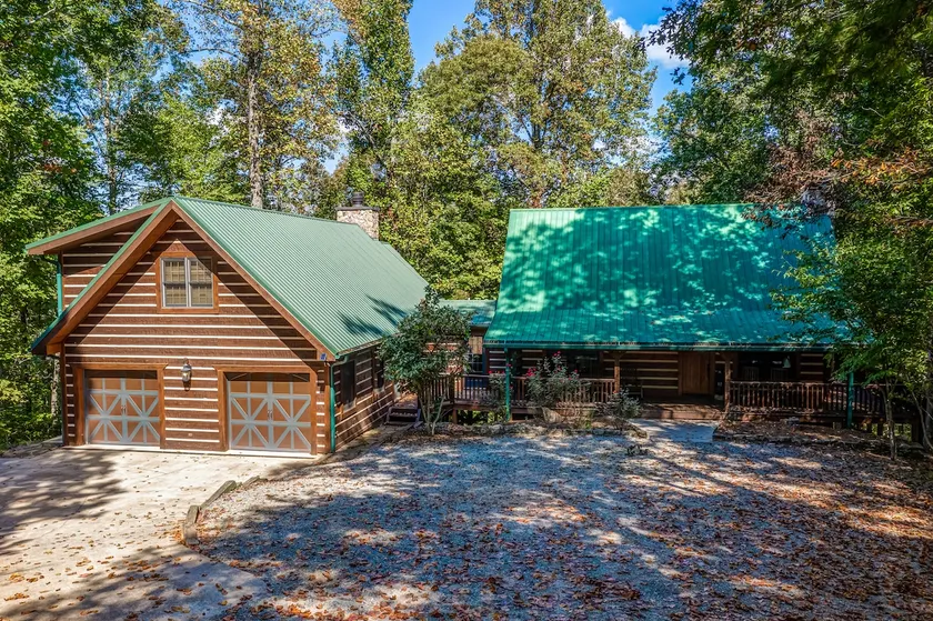 The Lodge at Summit Ridge - Image 1