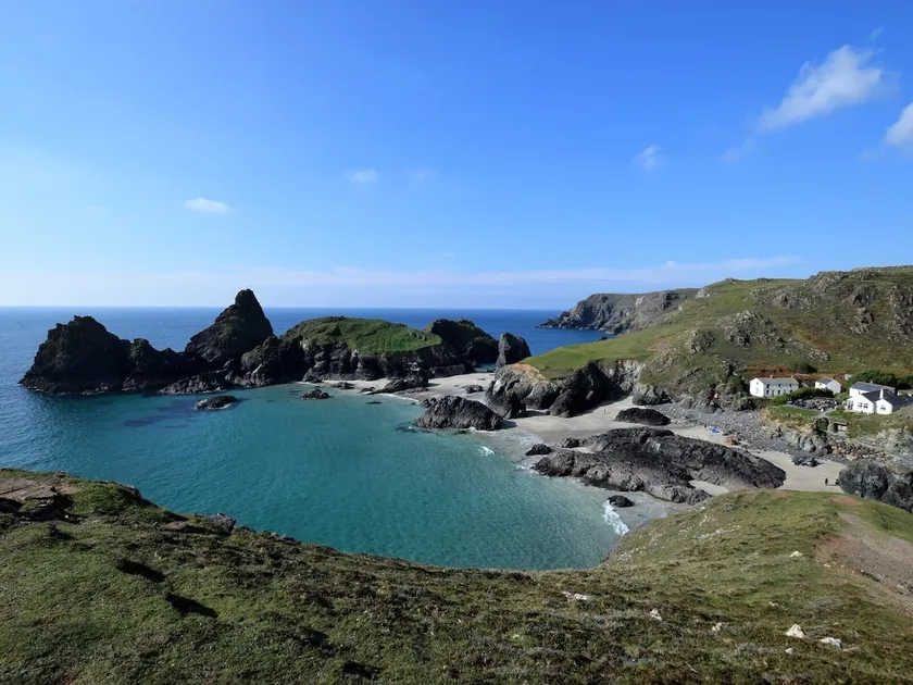 Beautiful space in stunning Mullion Cove. - Image 1