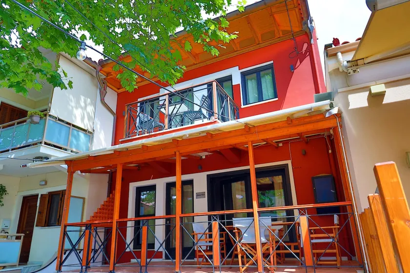 Pantsο villa - Image 1
