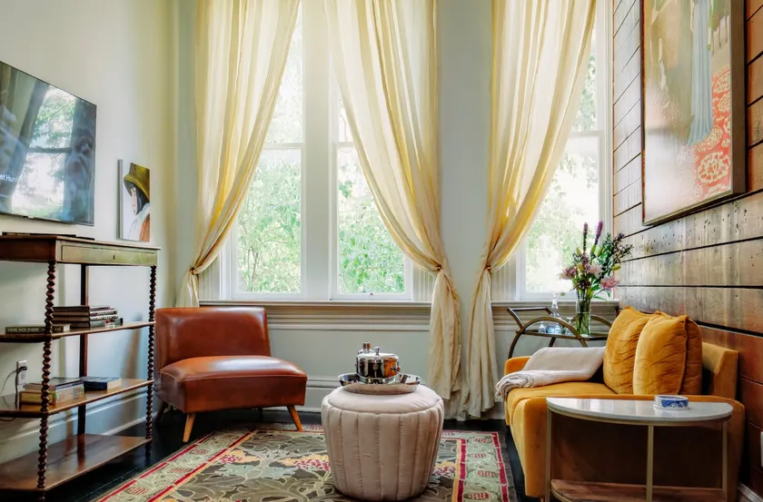 Above Main Street Suite - Image 1