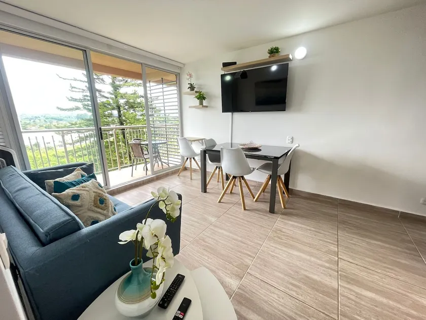 Spectacular Apartment Av 19 with a nice view - Image 1