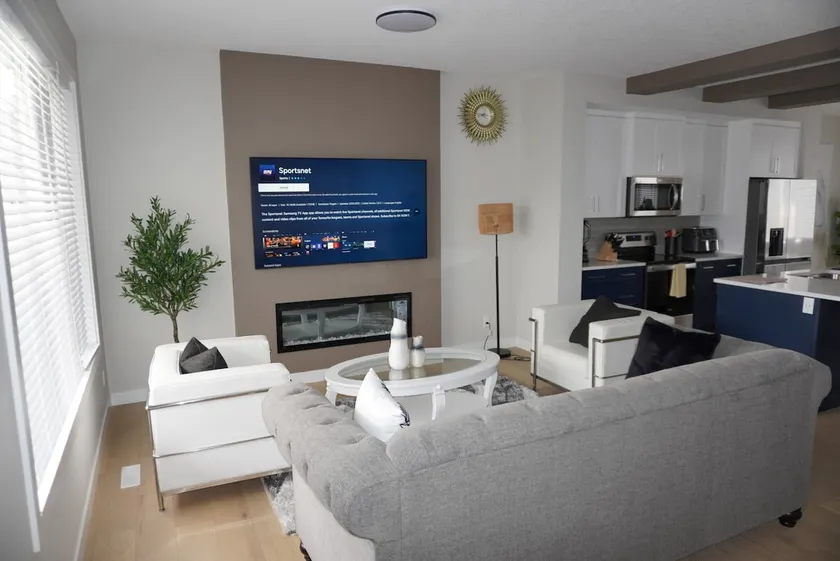 Newly built 3 bedroom Sundown Home With AC - Image 1