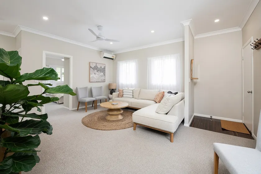 Glass House Cottage - Image 1