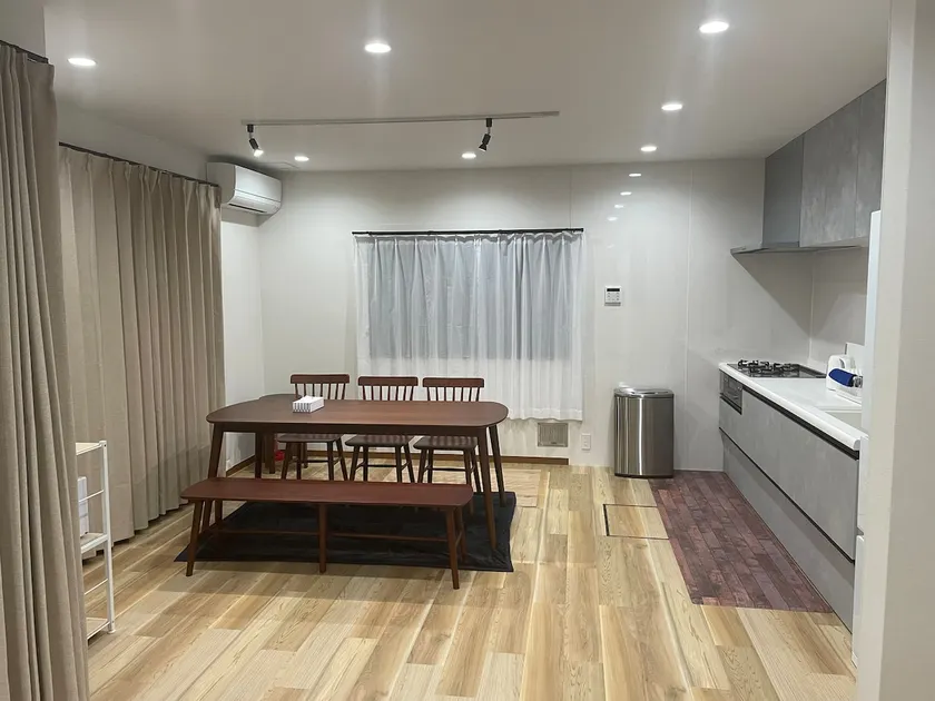 private rental#Small courtyard #Free parking#7ppl - Image 1