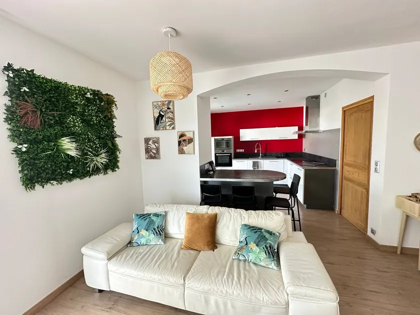 Apartment Entire place with pool - Image 1