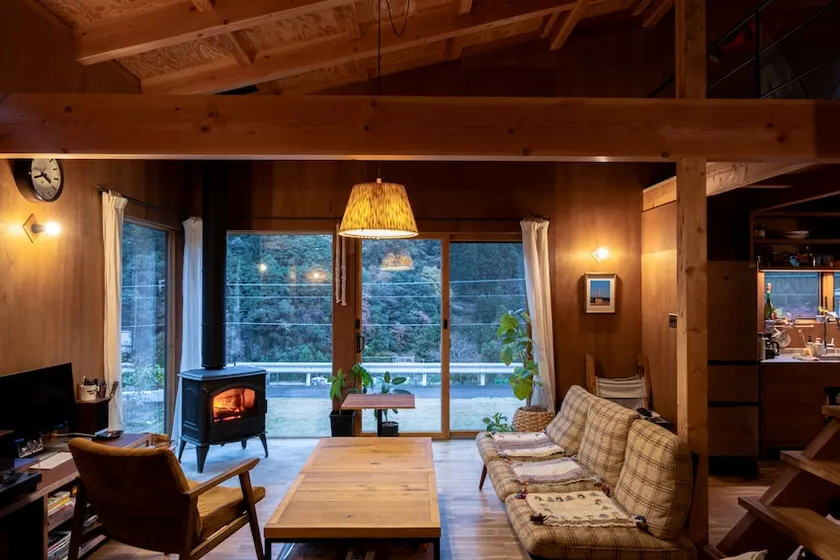 Riverside Mountain Cottage Near Mitake Station - Image 1