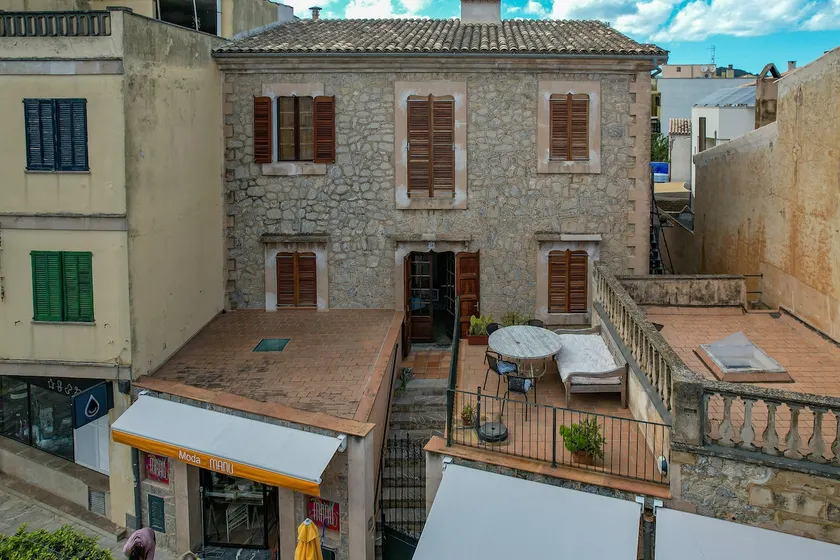 2-room apartment + rooftop terrace - Image 1