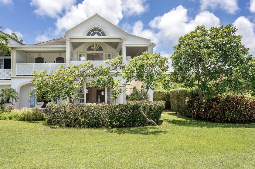 Stunning villa with amazing view - Image 1