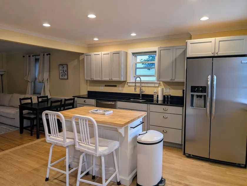2BR Townhouse Family-Friendly Stay near Boston” - Image 1