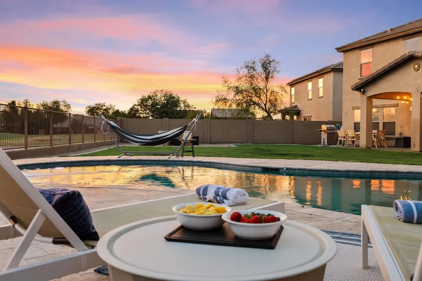 Queen Creek Getaway - Image 1