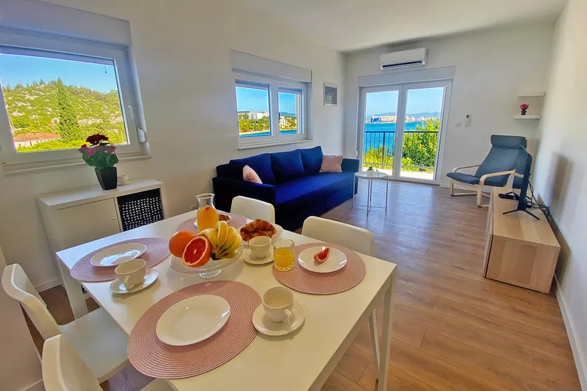 Apartment Concierge 1 - Image 1