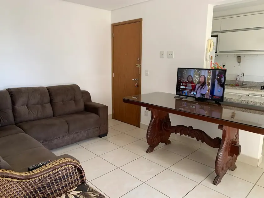 #24X3W2 1 Bedroom Apartment - Great Location - Image 1