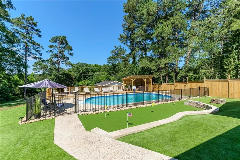 Large and Lux - Pool/Putting Green/Luxury Baths - Image 1