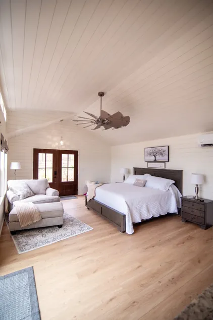 Cabin at Spring Meadow Farm - Image 1