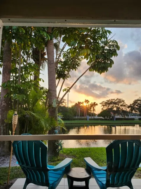 Enjoy Coastal Townhome W/ Sunset - Image 1