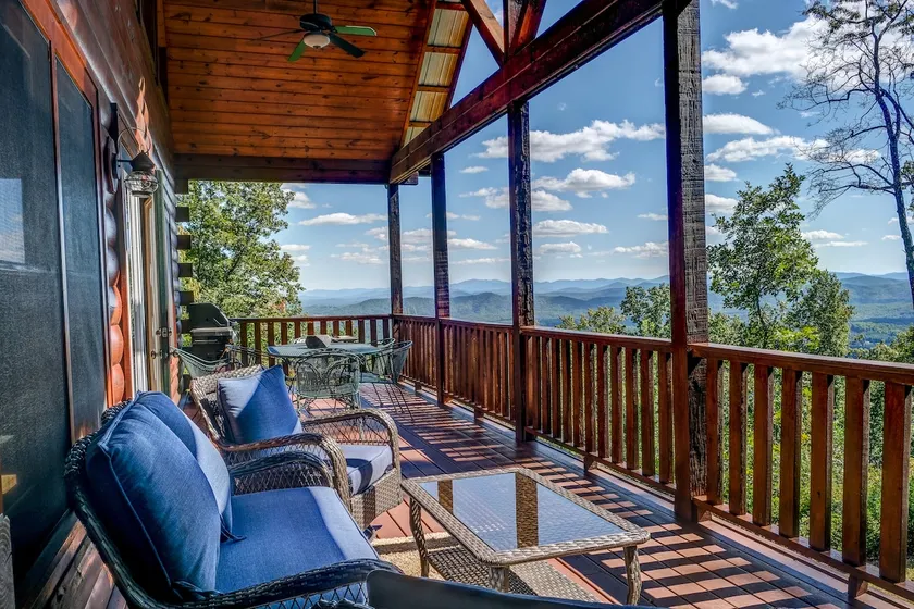 Mountain View Log Cabin w Theater/Game room - Image 1