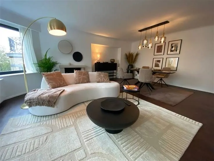 Perfectly located 2 rooms - Image 1