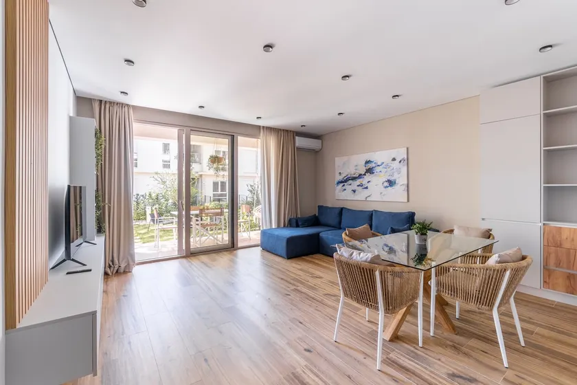 Deluxe Apt with Terrace in Premium Beach Resort C2 - Image 1