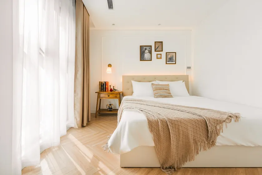 Neutralstyle in Tplace Grand Hanoi Top Elite 5*Apt - Image 1