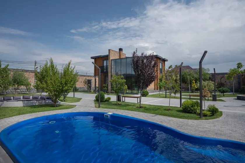 Exclusive villa with two houses at RIS Zovuni - Image 1