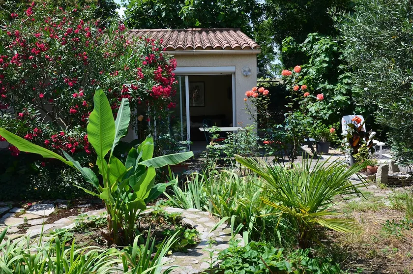 Independent apartment - Image 1