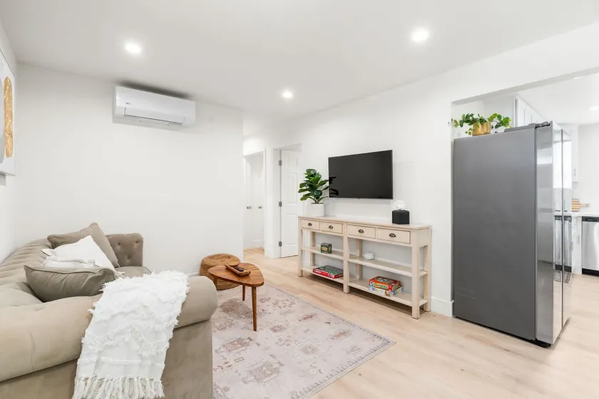 NEWBright&Airy Stay by Universal - Image 1